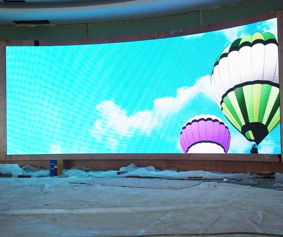 弧形LED显示屏怎么做？？？怎样装置